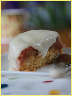 Raspberry Sponge & Custard